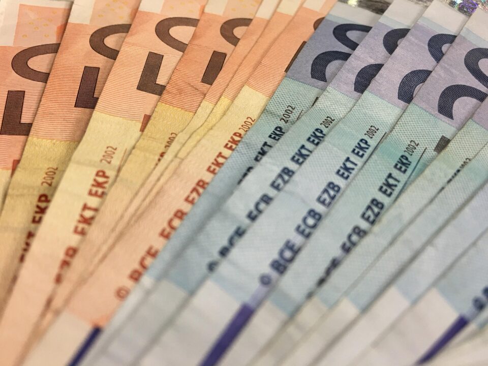 Кредитна карта с лошо ЦКР за ежедневни разходи